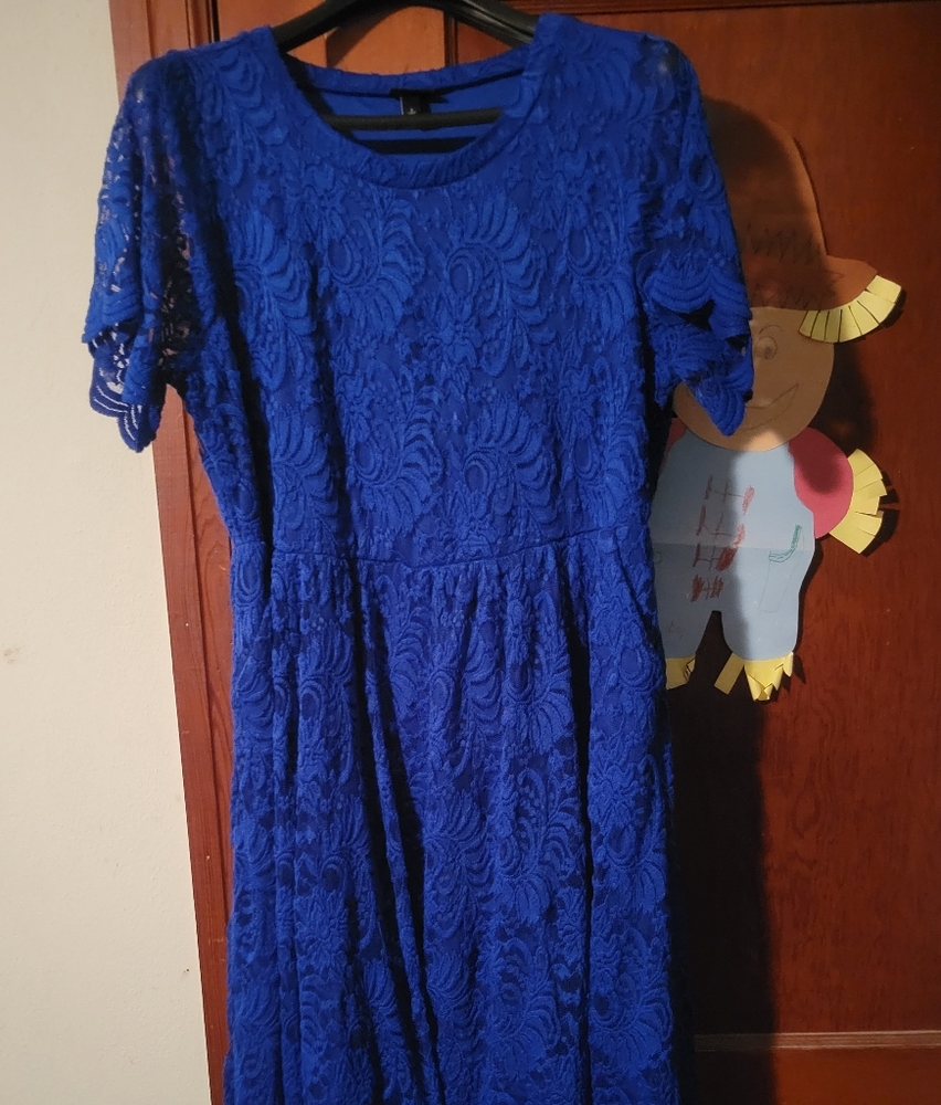 Torrid royal blue lace dress size 2-it has pockets!